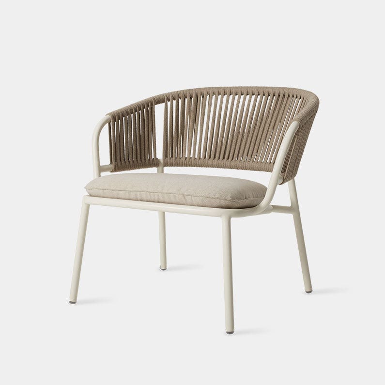 Check out the design story of the Mate Outdoor Lounge Chair