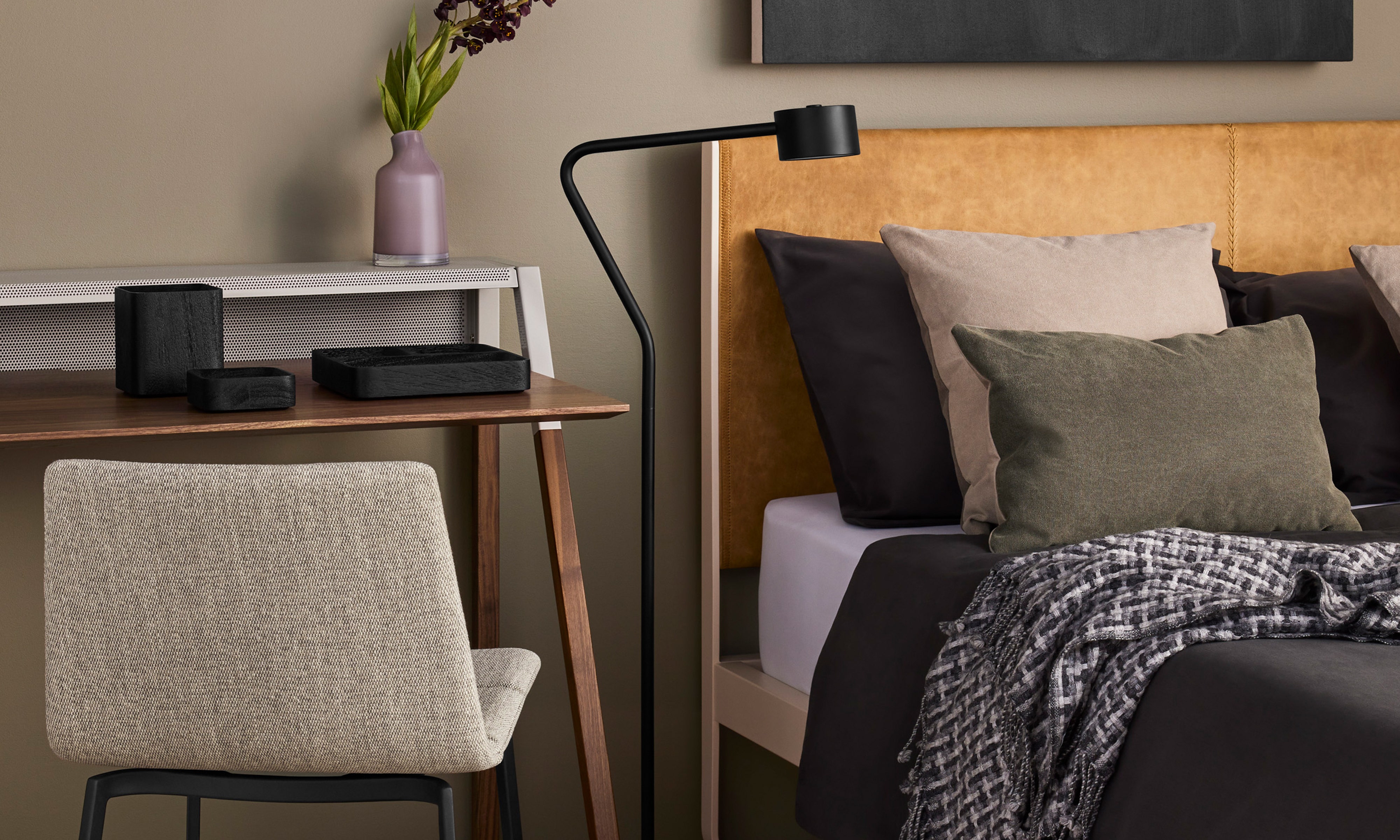 Verge Floor Lamp